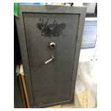 Mackinaw Outfitters gun safe