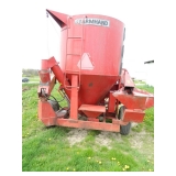 Farm Hand 822 grinder mixer w/ hyd. auger
