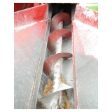 Farm Hand 822 grinder mixer w/ hyd. auger