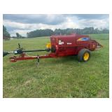 New Holland BC5070 square baler