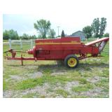 New Holland 565 square baler