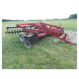 Case 475 disc harrow