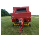 New Holland 644 round baler