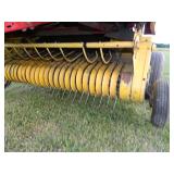New Holland 644 round baler
