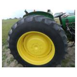 Johhn Deere tractor with Allied 580 loader