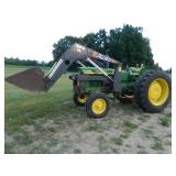 Johhn Deere tractor with Allied 580 loader