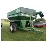 EZ Trail 475 grain cart