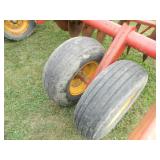 Tandom disc harrow w/ haydraulic folding arms