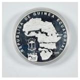 1992  Guinea  Endangered Wildlife 1/2 Kilo .999 Ag