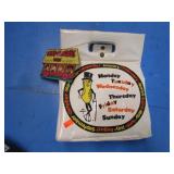 MR PEANUT INSULATED BAG