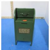 MAILBOX COIN BANK