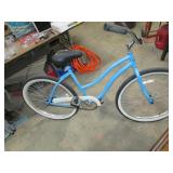 HUFFY BEACH CRUISER