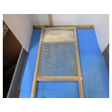 GLASS WASHBAORD