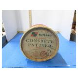 CONCRETE PATCHER TUB