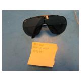 RAY BAN WRAP SUNGLASSES