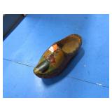 DUTCH WOODEN SHOE