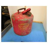 OLD SCHOOL 5gal GASOLINE CAN