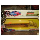 1:64 RICHARD PETTY HAULER