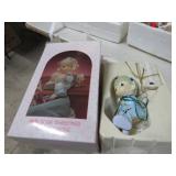 PRECIOUS MOMENTS STOCKING HANGER