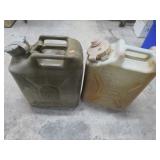 2 PLASTIC 5GAL JERRY CANS