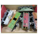 LIONEL TIN MODEL TRAIN CARS