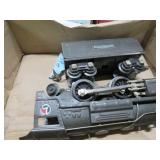 LIONEL MODEL TRAIN ENGINE & TENDER