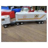 ERTL TOY TRACTOR TRAILER