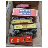 LIONEL MODEL TRAIN CARS