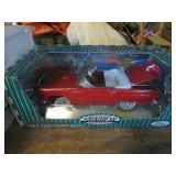DIECAST 1956 FORD THUNDERBIRD CAR