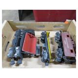 LIONEL MODEL TRAIN CARS