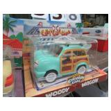 CHEVRON TOY WOODY WAGON & LESLIE LX CARS