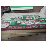 VINTAGE MODEL TRAIN PASSENGER STATION KIT