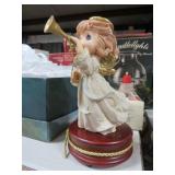 PRECIOUS MOMENTS NATIVITY ANGEL