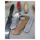 GROUP LOT -- KNIVES