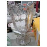 GLASS VASE