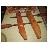 CARPENTER