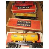 LIONEL MODEL TRAIN TIN CARS