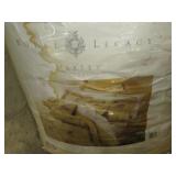 FULL COMFORTER & BED SKIRT