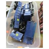 LIONEL MODEL TRAIN CARS & ENGINE