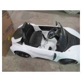 BATTERY RIDE-ON BMW CAR -- WORKS