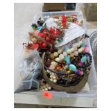 TRAY LOT -- COSTUME JEWELRY