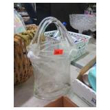ART GLASS BASKET