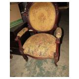 VICTORIAN ARM CHAIR
