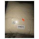 KING COMFORTER & SHAMS