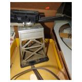 LIONEL #182 GANTRY CRANE