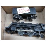 LIONEL 1684 MODEL TRAIN ENGINE & TENDER