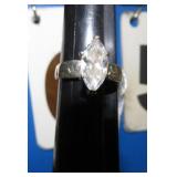 STERLING SILVER RING W/ STONE --SZ 9