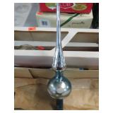 VINTAGE GLASS CHRISTMAS TREE TOPPER