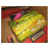 LIONEL SCENERY & CATALOGS