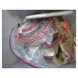 HOLIDAY PAPER PLATES & NAPKINGS, ETC